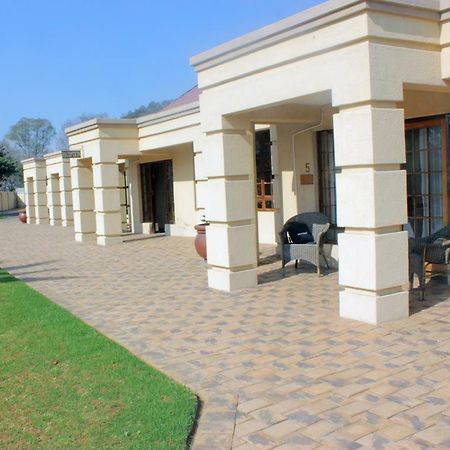 African Crest Guest House Вереенигинг Екстериор снимка